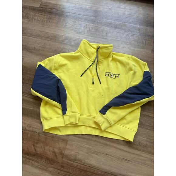 BUNDLE Under Armour Women’s Medium Workout Clothes - Picture 9 of 10